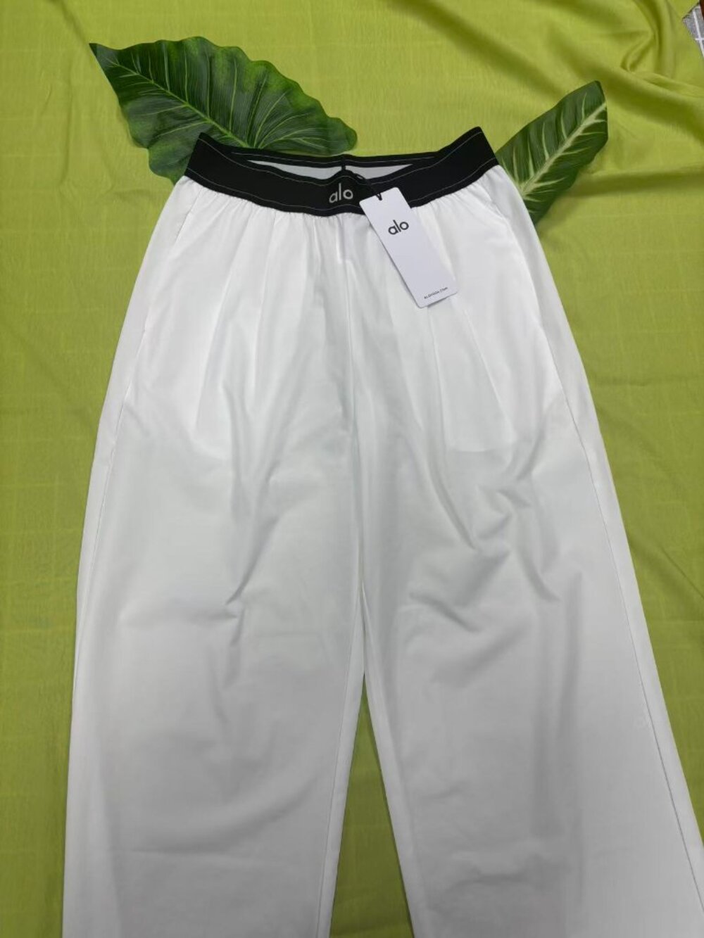 Alo Yoga Suit Up Trouser, White Sizes XS–M Regular Fit 📦Office Essential - Picture 6 of 9